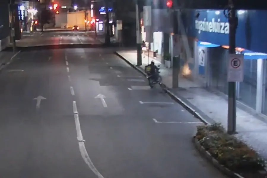DPCAMI indicia homem que importunava mulheres na rua