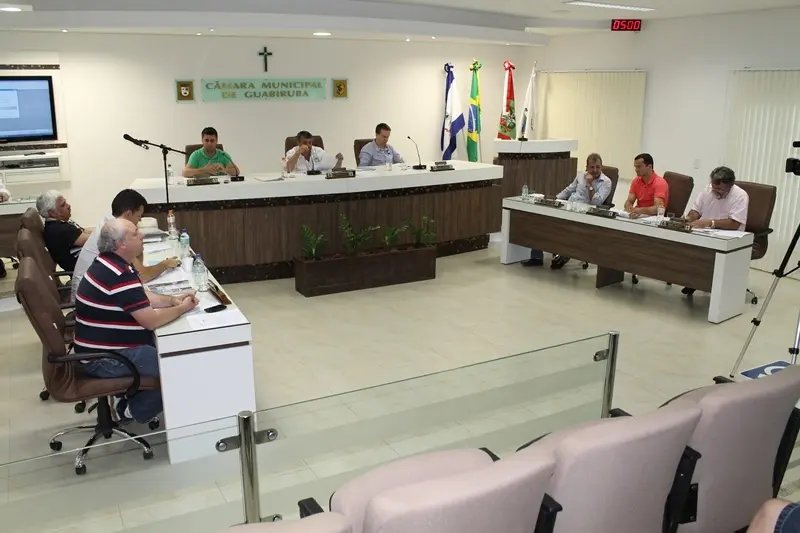 Câmara recebe secretária da Saúde