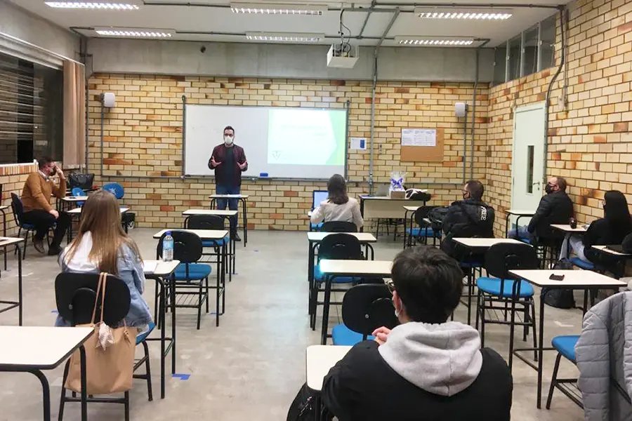 Acad&ecirc;micos elaboram cartilha de prote&ccedil;&atilde;o jur&iacute;dica ambiental