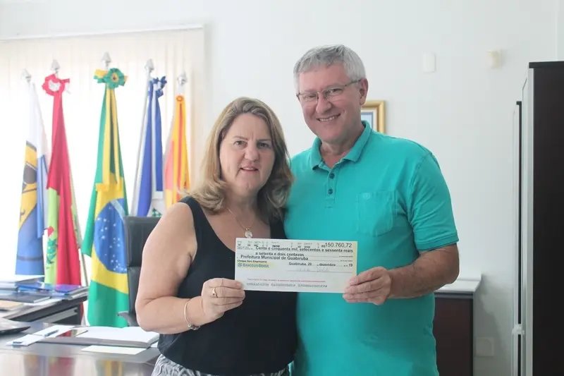 C&acirc;mara Municipal devolve mais de R$ 150 mil ao Executivo