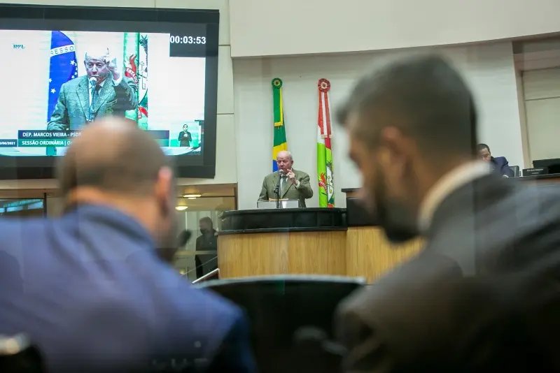 Aprovada PEC que facilita repasse de recursos aos munic&iacute;pios