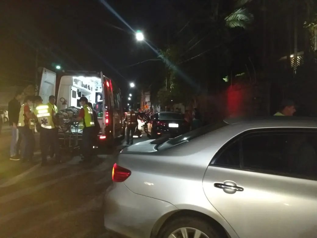 Jovem tem fratura exposta em acidente