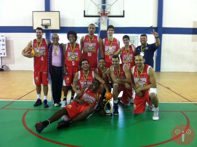 Brusque é campeã estadual de Basquete