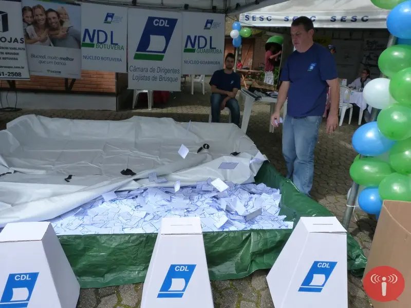Sortudos faturam prêmios da CDL