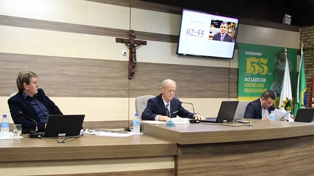 Reviravolta e pol&ecirc;mica na elei&ccedil;&atilde;o da presid&ecirc;ncia da C&acirc;mara