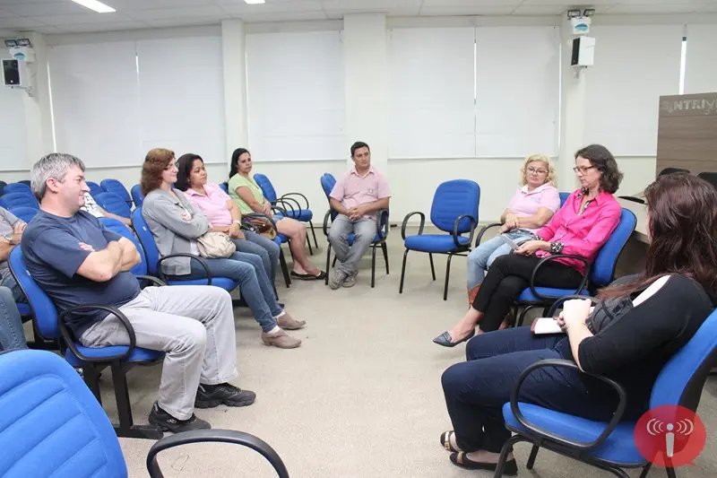 Vestuaristas fecham negociação coletiva