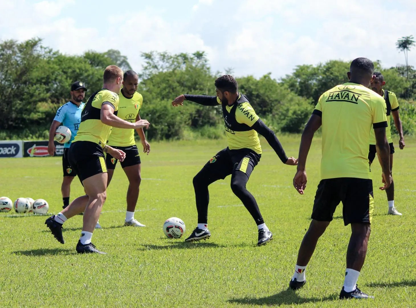 Brusque inicia semana que abre o calend&aacute;rio de jogos da temporada 