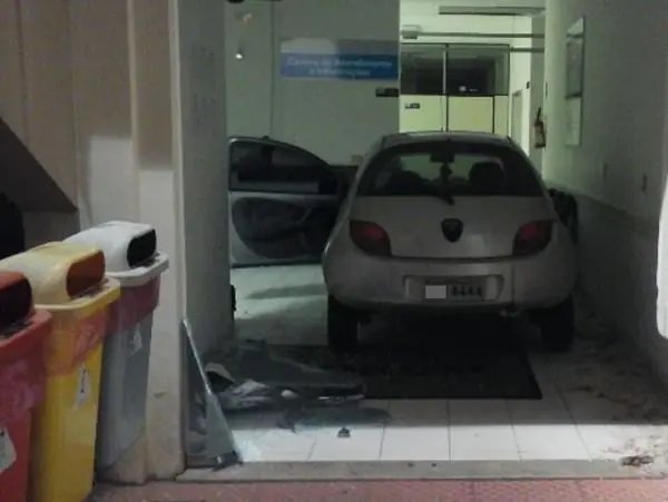 Mulher invade fórum de Balneário Camboriú após decisão contrária