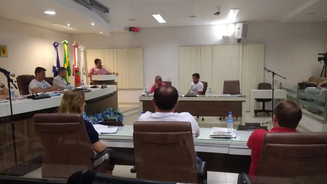 Câmara aprova bonificação de final de ano para servidores municipais de Guabiruba