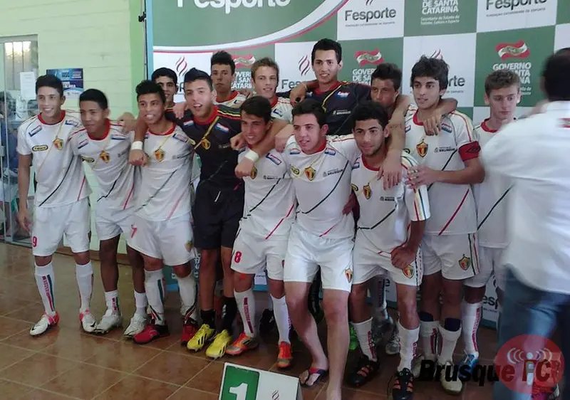 Base do Brusque FC fatura título dos Jasc