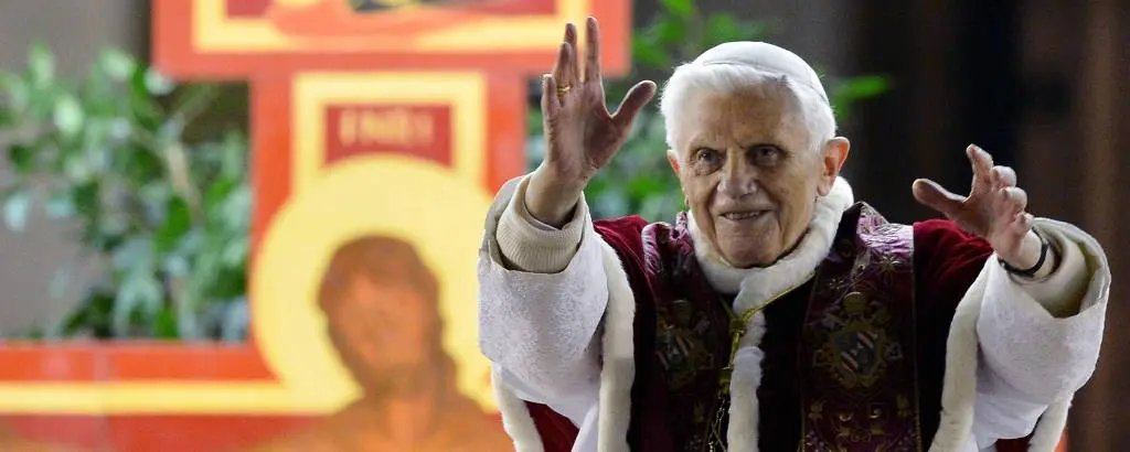 Papa Bento XVI morre aos 95 anos