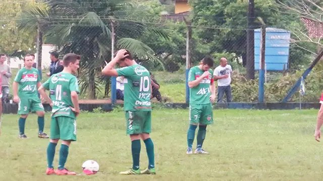 Olaria e Lageadense decidem título em Guabiruba
