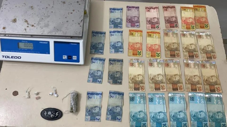 Drogas s&atilde;o encontradas em ocorr&ecirc;ncia de perturba&ccedil;&atilde;o do sossego em Blumenau