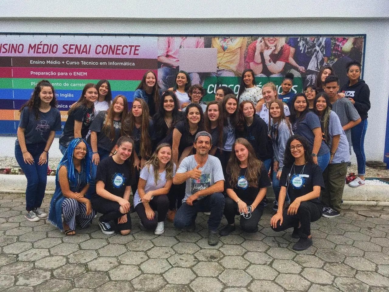 Alunos transformam trabalho escolar em a&ccedil;&atilde;o social
