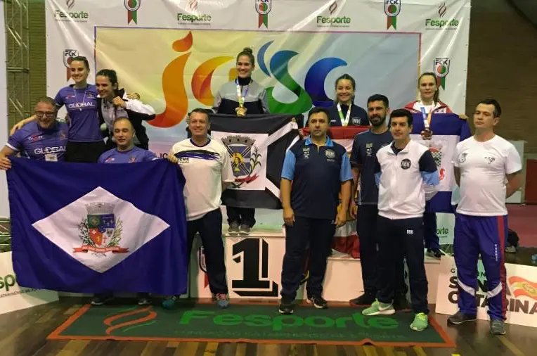 Karat&ecirc; Guabiruba conquista duas medalhas no 59&ordm; JASC