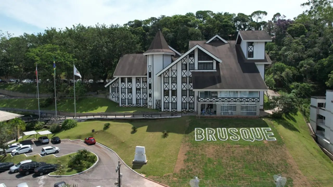 Prefeitura de Brusque divulga calend&aacute;rio de f&eacute;rias 