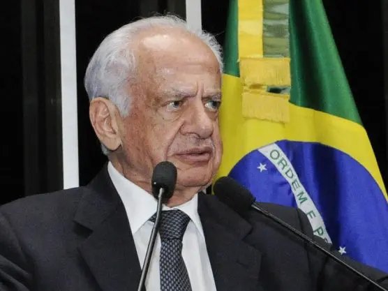 Ex-governador do Rio Grande do Sul Pedro Simon estar&aacute; em Brusque