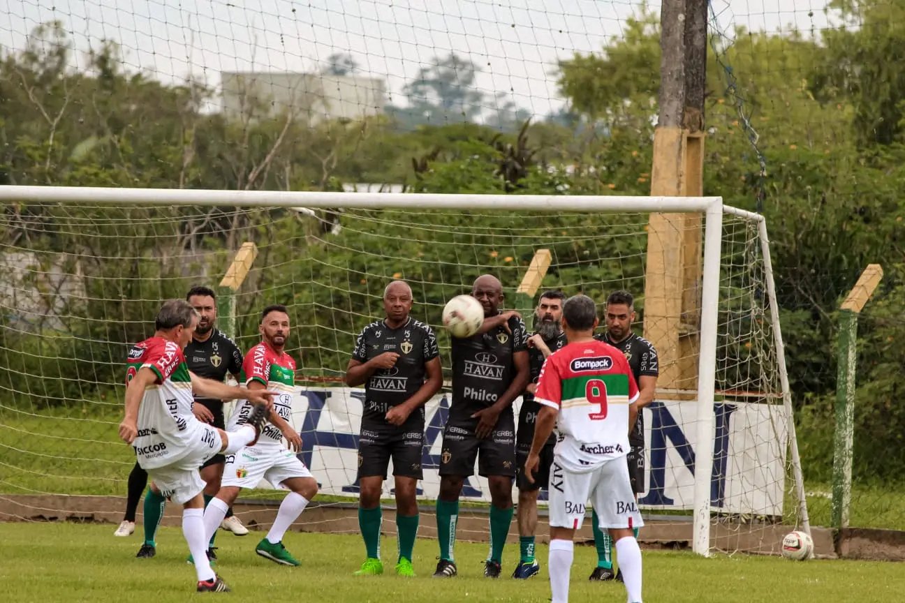 Brusque realiza evento em homenagem aos 30 anos do t&iacute;tulo do Catarinense 