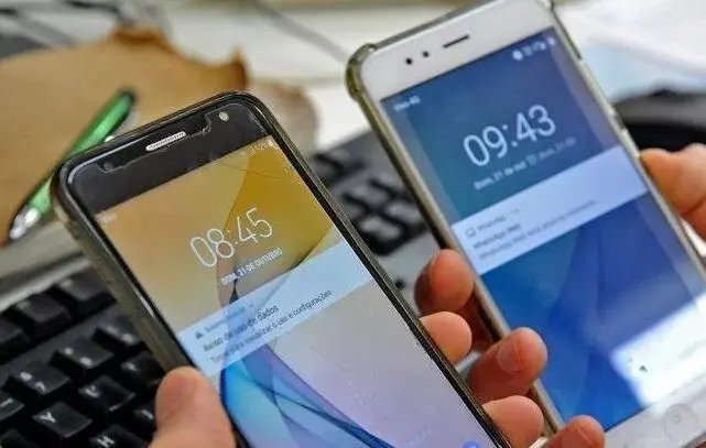 Celulares voltam a adiantar uma hora confundindo os usu&aacute;rios