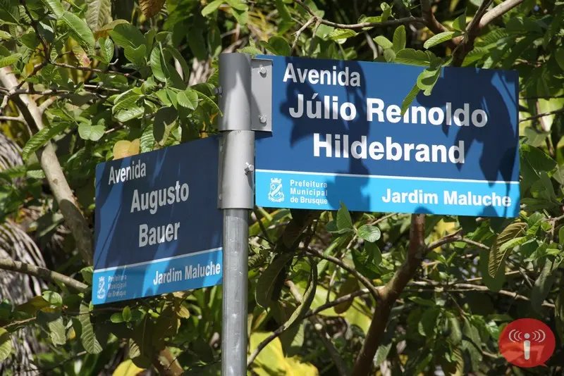 Bairro Maluche recebe 400 novas placas 