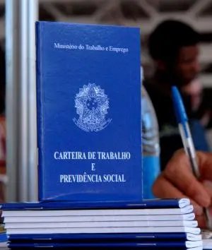 Desemprego diminui em agosto, diz Dieese
