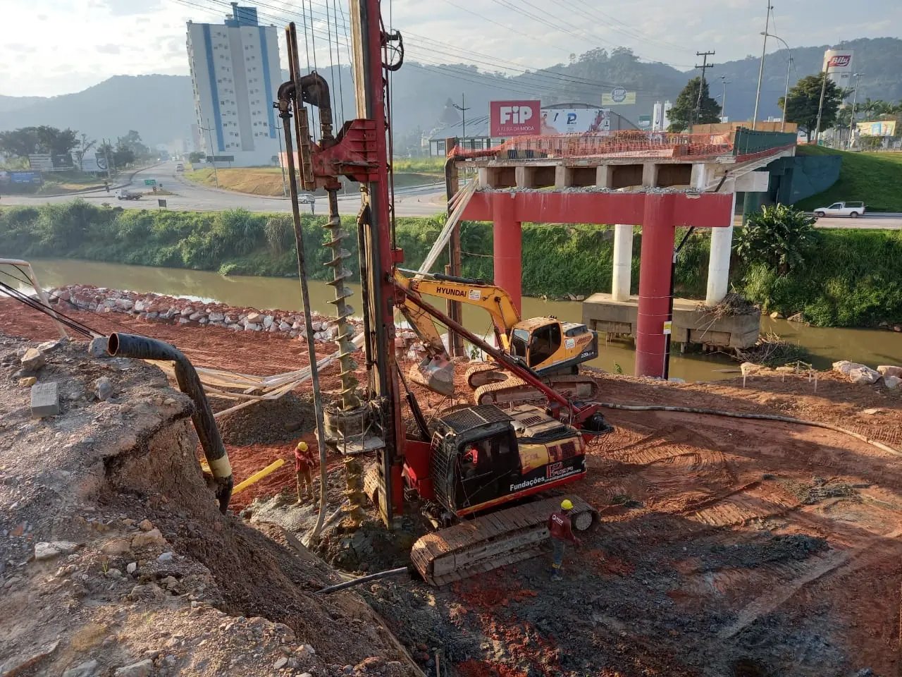 Cronograma indica reconstru&ccedil;&atilde;o da cabeceira da ponte Jo&atilde;o Lib&eacute;rio Benvenutti em 90 dias