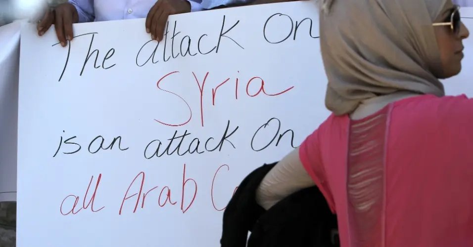 Países assinam autorização de ataque à Síria