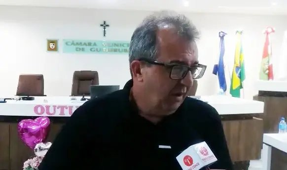 Vereador manifesta preocupa&ccedil;&atilde;o com o com&eacute;rcio do centro de Guabiruba