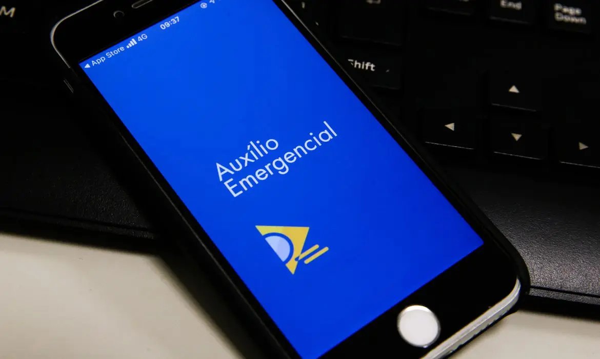 Caixa come&ccedil;a a pagar hoje segunda parcela do aux&iacute;lio emergencial