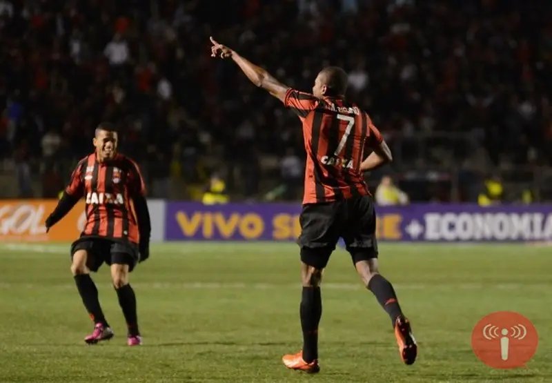 Atlético-PR já é vice-líder