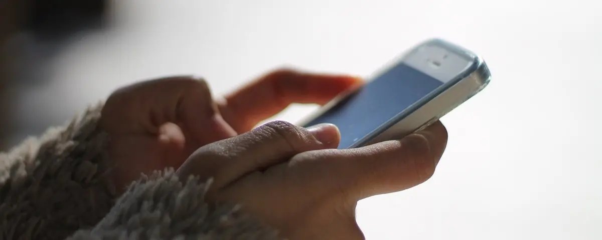 Mulher tem prejuízo de R$ 649 em compra pelas redes sociais
