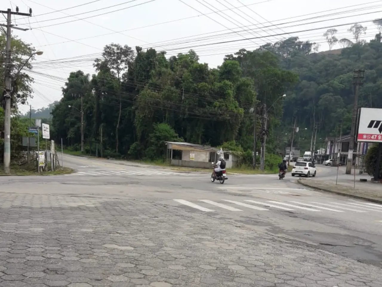 (VIDEO) Retirada de sem&aacute;foro deixa moradores indignados e com medo