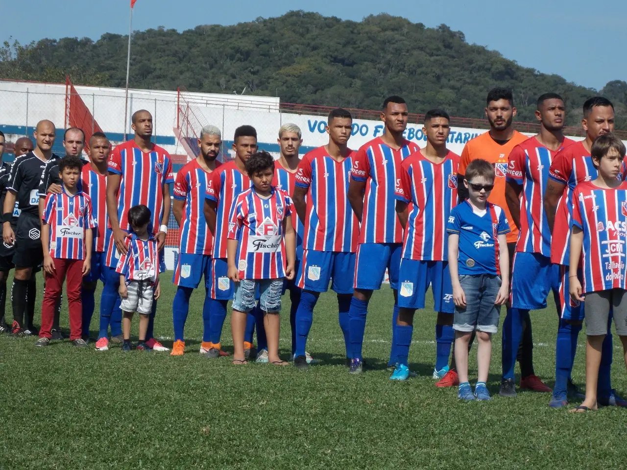 Equipe t&eacute;cnica do Carlos Renaux destaca o volume de jogo da equipe
