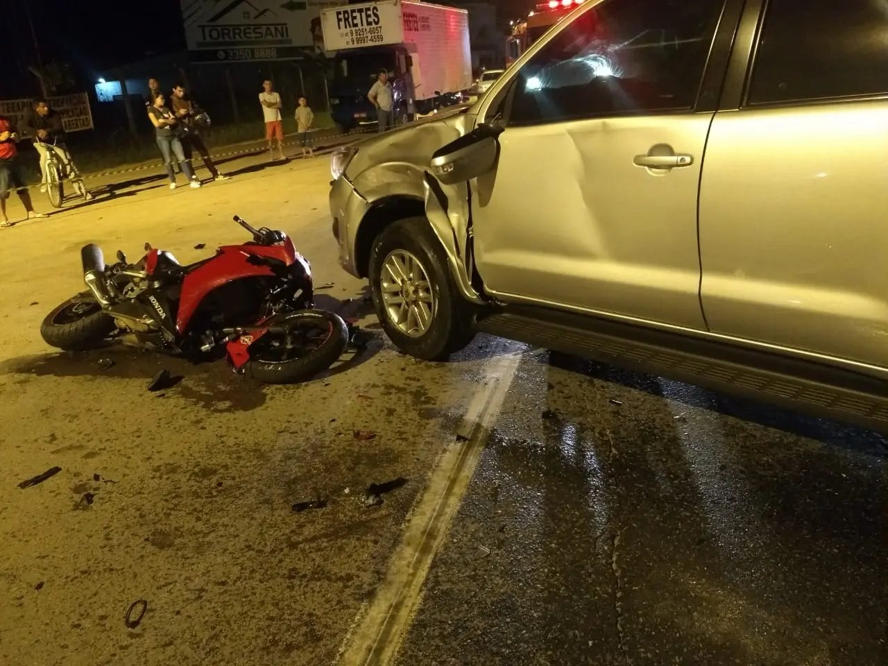 Motociclista fica ferido em acidente na Rodovia Ant&ocirc;nio Heil