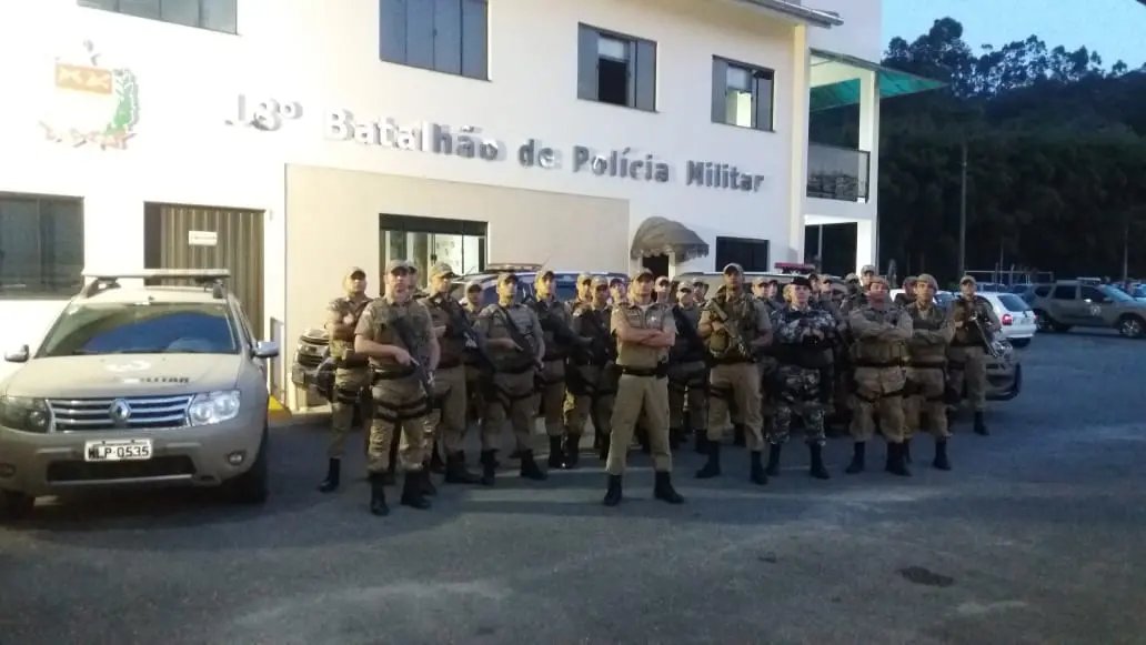 Policiais participam de treinamento 