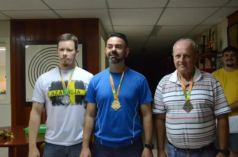 Tiro decide seus campeões