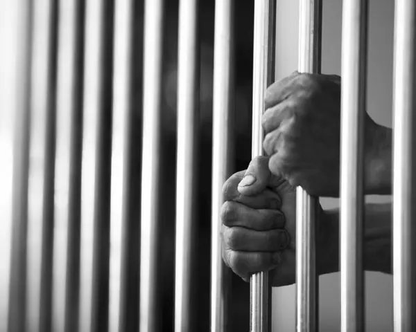 Condenado por estupro de menor é preso em Brusque