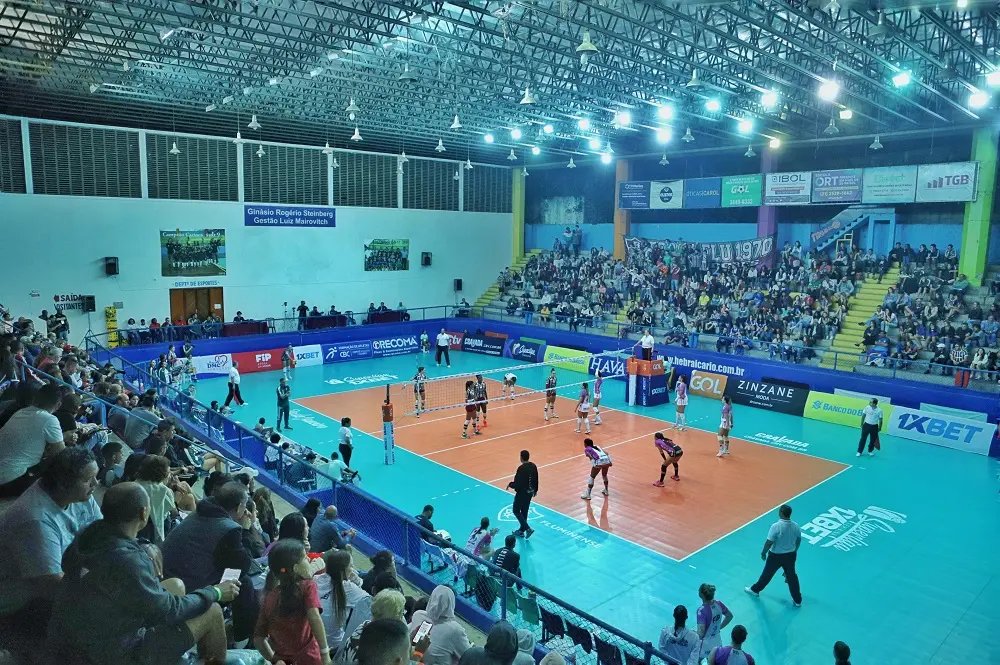 ABEL MODA V&Ocirc;LEI se prepara para jogar em casa