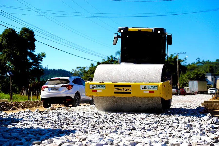 Covid-19 atrasa obras no Aymor&eacute;