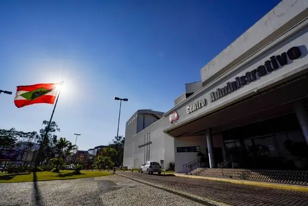 Novas leis sancionadas: portal da transpar&ecirc;ncia escolar, est&iacute;mulo &agrave; doa&ccedil;&atilde;o de sangue e combate &agrave; viol&ecirc;ncia dom&eacute;stica