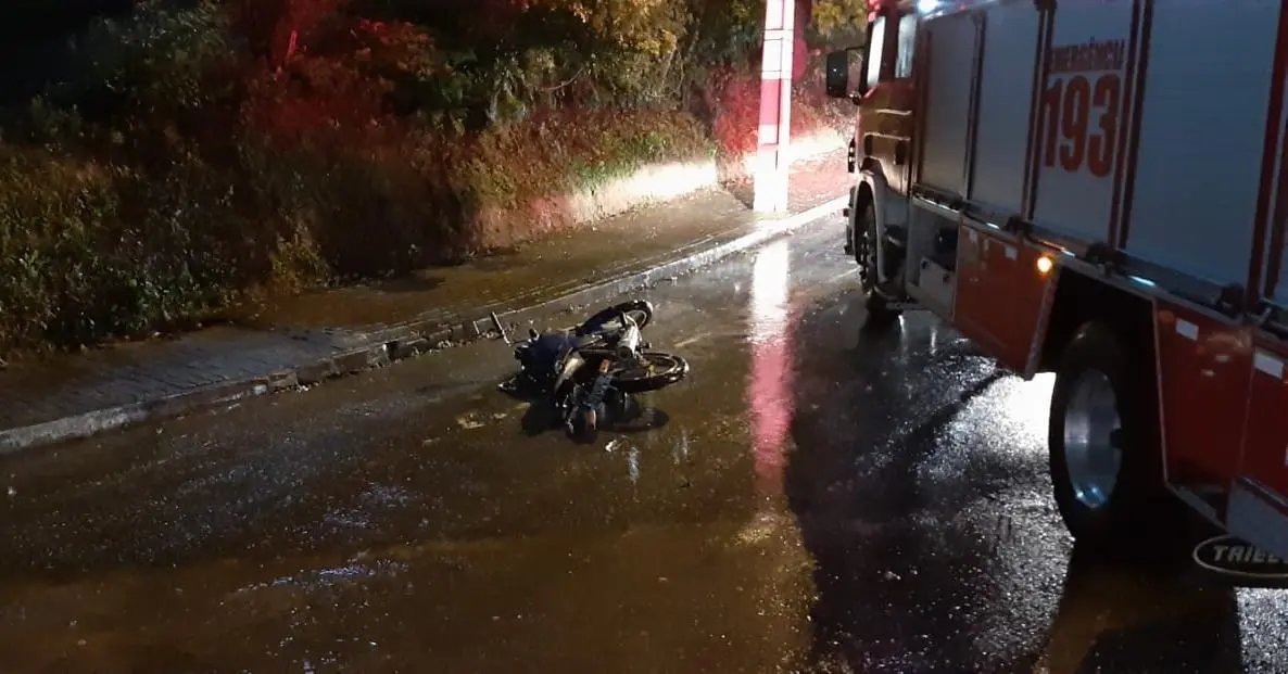 Homem fica ferido em acidente no bairro Azambuja