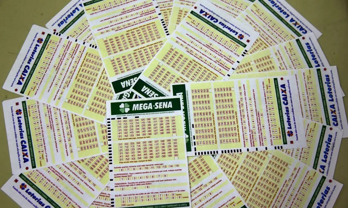 Mega-Sena acumula e pr&ecirc;mio &eacute; de R$ 28 milh&otilde;es