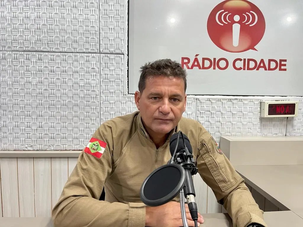 &ldquo;Banco nenhum manda o funcion&aacute;rio na casa do cliente pegar o cart&atilde;o&rdquo;, alerta comandante