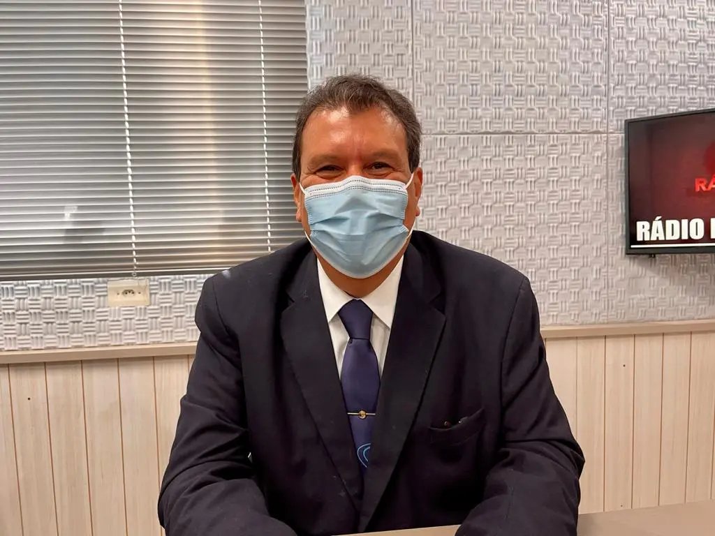 (V&iacute;deo) &ldquo;A gente percebe que  a vacina come&ccedil;ou a fazer efeito&rdquo;, afirma secret&aacute;rio da Sa&uacute;de 