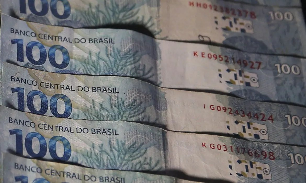 Benefici&aacute;rios com NIS final 9 j&aacute; podem movimentar Aux&iacute;lio Brasil
