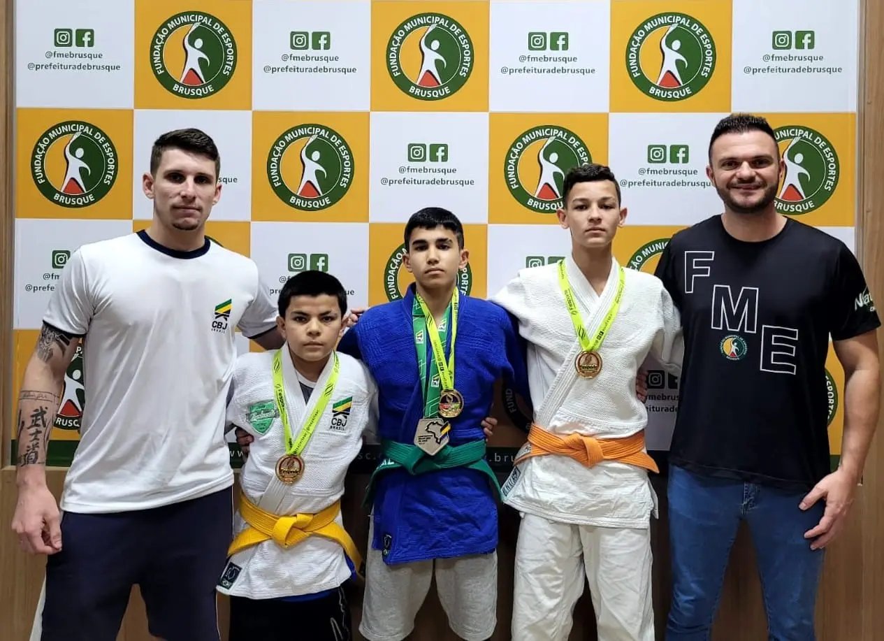 Brusquenses conquistam ouro nos Jogos Escolares de SC
