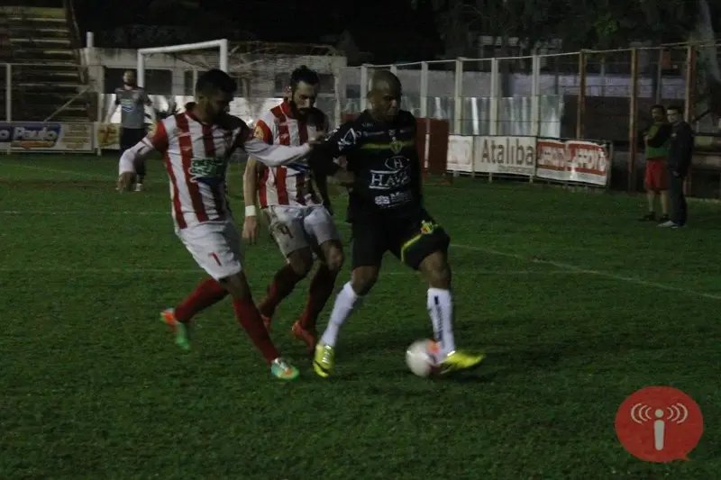 Brusque empata com Hercílio Luz e técnico é demitido