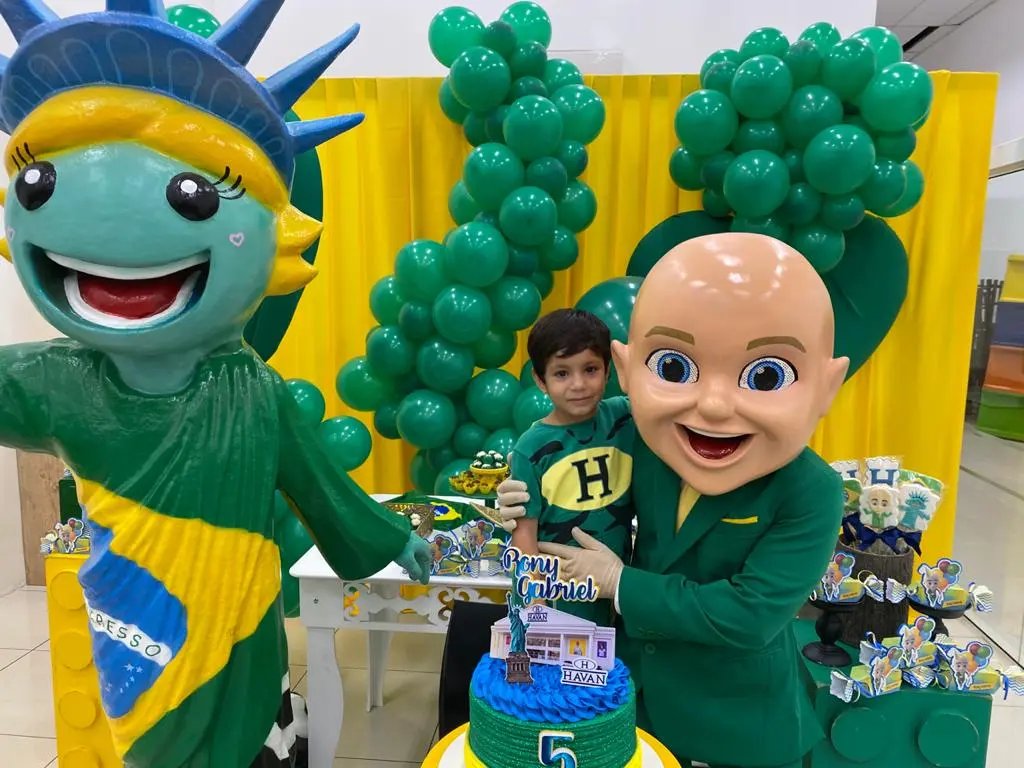 Havan prepara surpresa de anivers&aacute;rio para crian&ccedil;a autista 