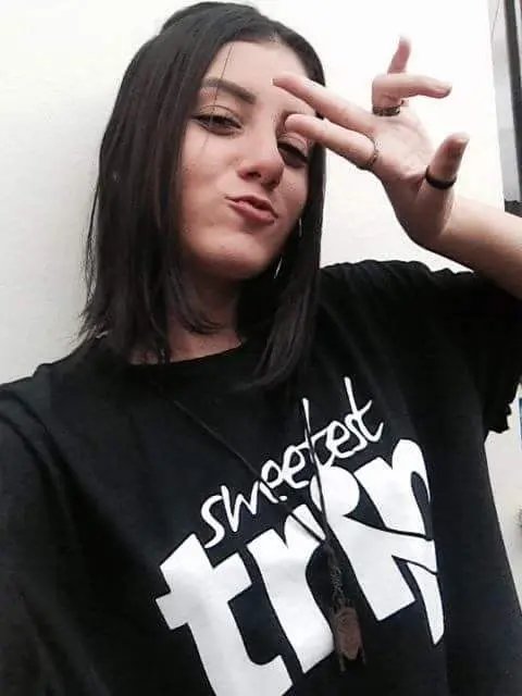 Garota morta em acidente estava com a identidade da tia