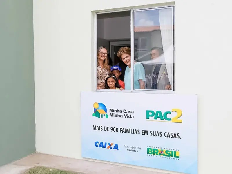 Governo suspende verbas do ′Minha Casa’ das famílias mais pobres